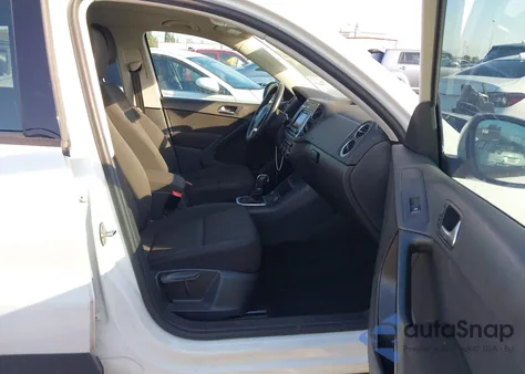 2018 Volkswagen Tiguan Limited 2.0T from USA, damaged, VIN WVGAV7AX6JK001326